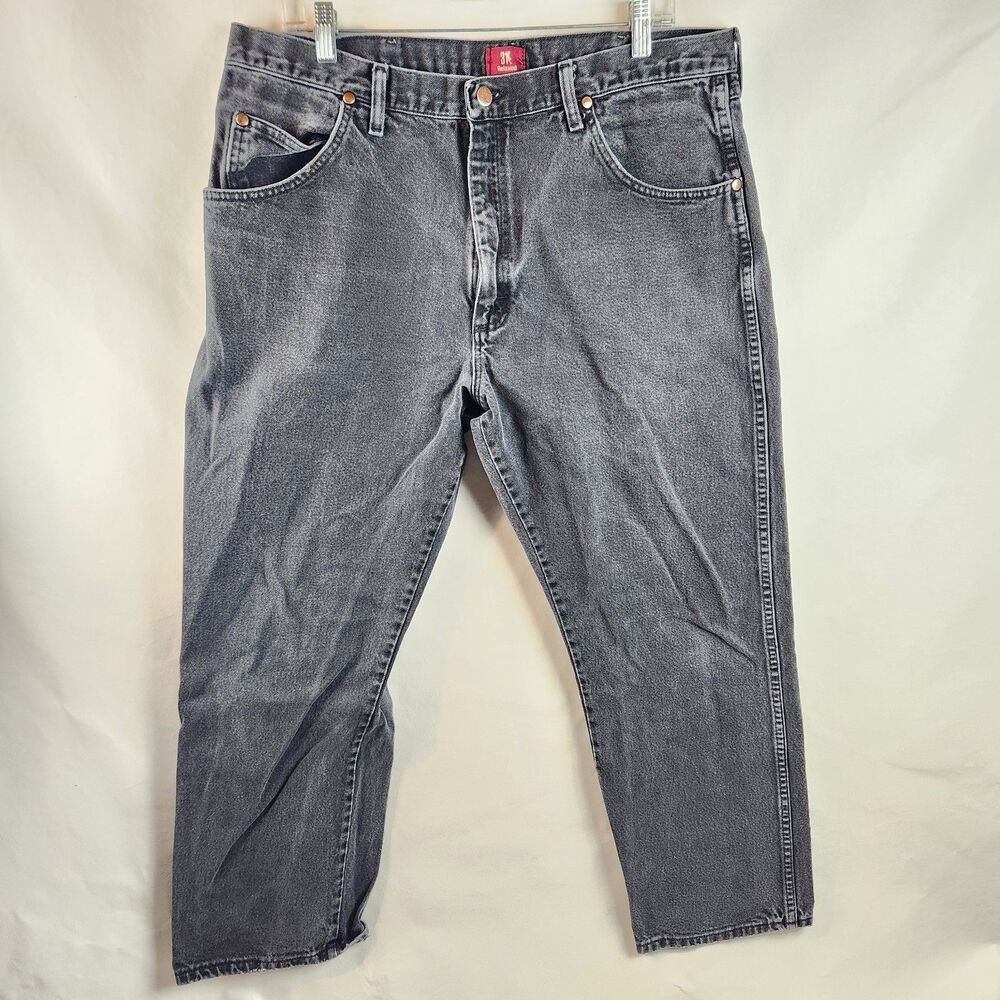 Wrangler Jeans Mens 36x30 Gray Black Denim Relaxed Fit  Western Vintage Patch